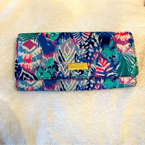Lilly Pulitzer Travel Wallet Passport Document Organizer Folio Quill Out NWOT - Picture 3 of 5